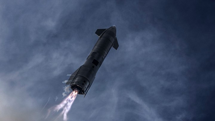 Elon Musk, Dünya’nın en güçlü roketi Starship’in ilk denemede 'havaya uçabileceğini' söyledi