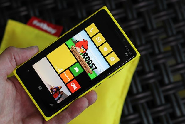 Nokia'dan Windows Phone 8 işletim sistemli akıllı telefon: Lumia 920