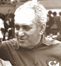  Fenerbahçe'nin efsane futbolcuları