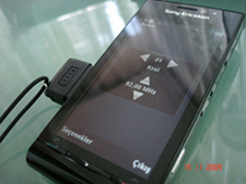  Sony Ericsson SATIO U1i, 12.1mpx 16:9-16M Renk Ekran!!!