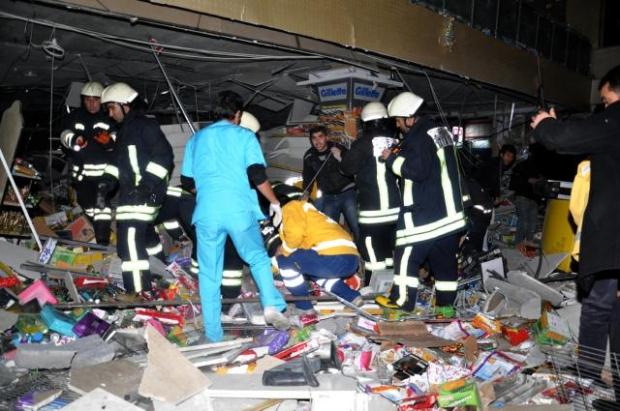  Diyarbakır'da LPG tankı patladı. 14 yaralı.