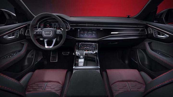 Audi, şimdiye kadarki en güçlü benzinli otomobilini tanıttı: RS Q8 Performance