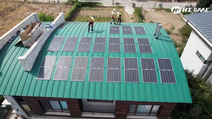 HT Solar, ilk esnek güneş paneli kurulumunu Eskişehir’de yaptı