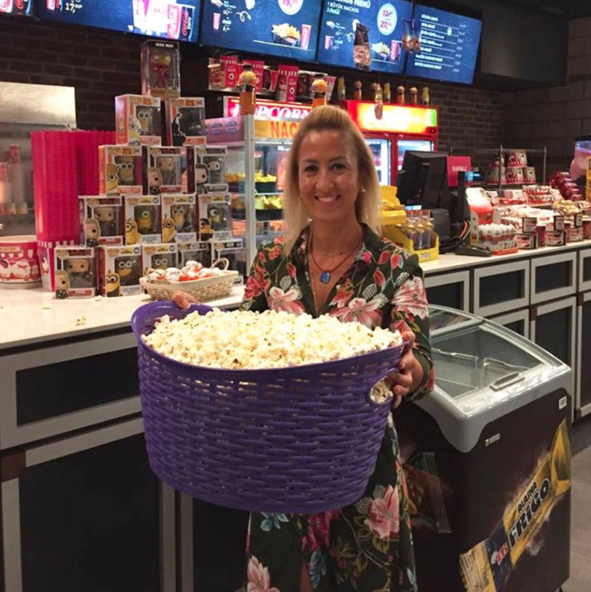 Kendi Kabıyla Gelene Sınırsız Popcorn! 5 TL (Cinemaximum İstanbul Emaar Square Mall'da) 