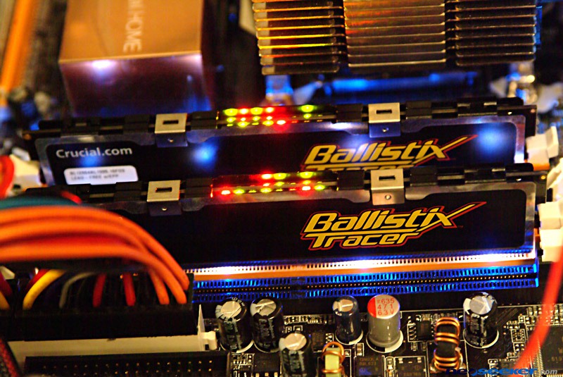  CRUCIAL Ballistix Tracer Led 2GB 800MHz DDR2 Dual Kit (1GB x2)