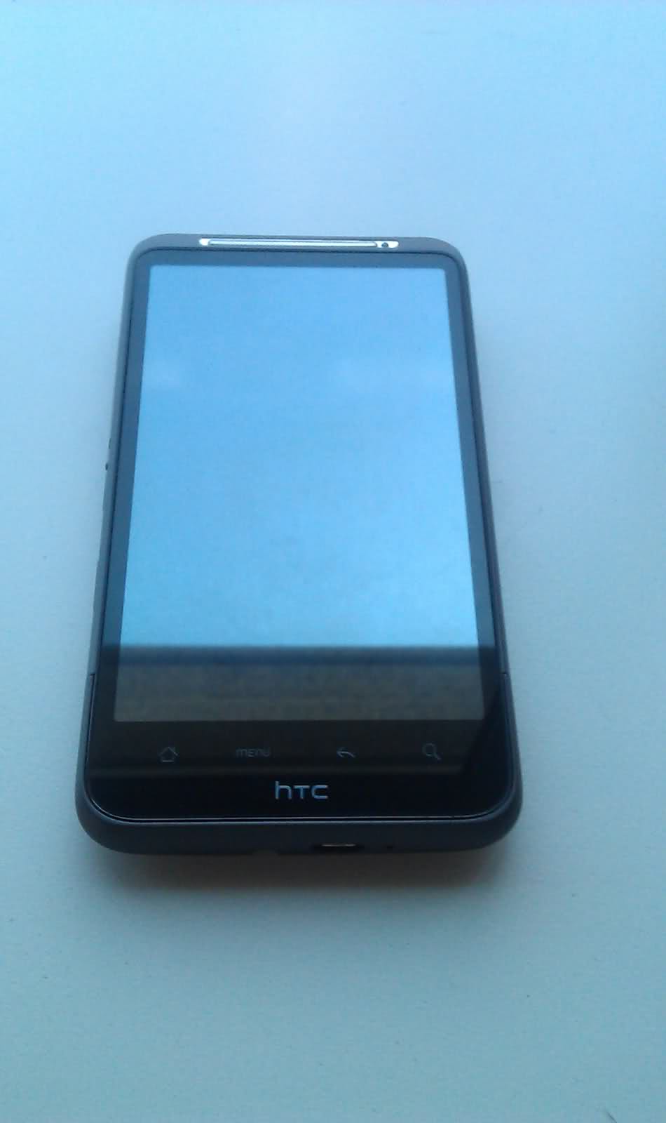  Satılık HTC Desire HD Kayıtlı Kutulu Çiziksiz 850 TL