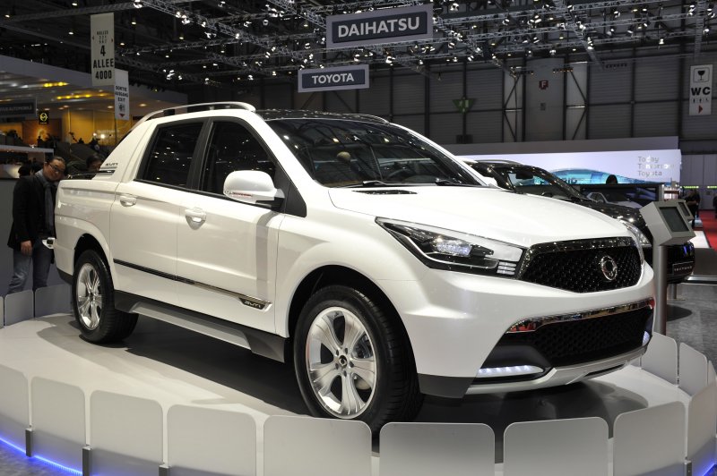  FORD RANGER Mİ  SSANGYONG ACTYON SPORTS  mu (resimli)L200 de EKLENDİ