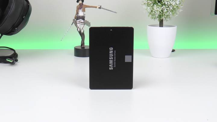 Samsung 860 EVO SSD incelemesi 'Samsung yine çıta koyuyor'