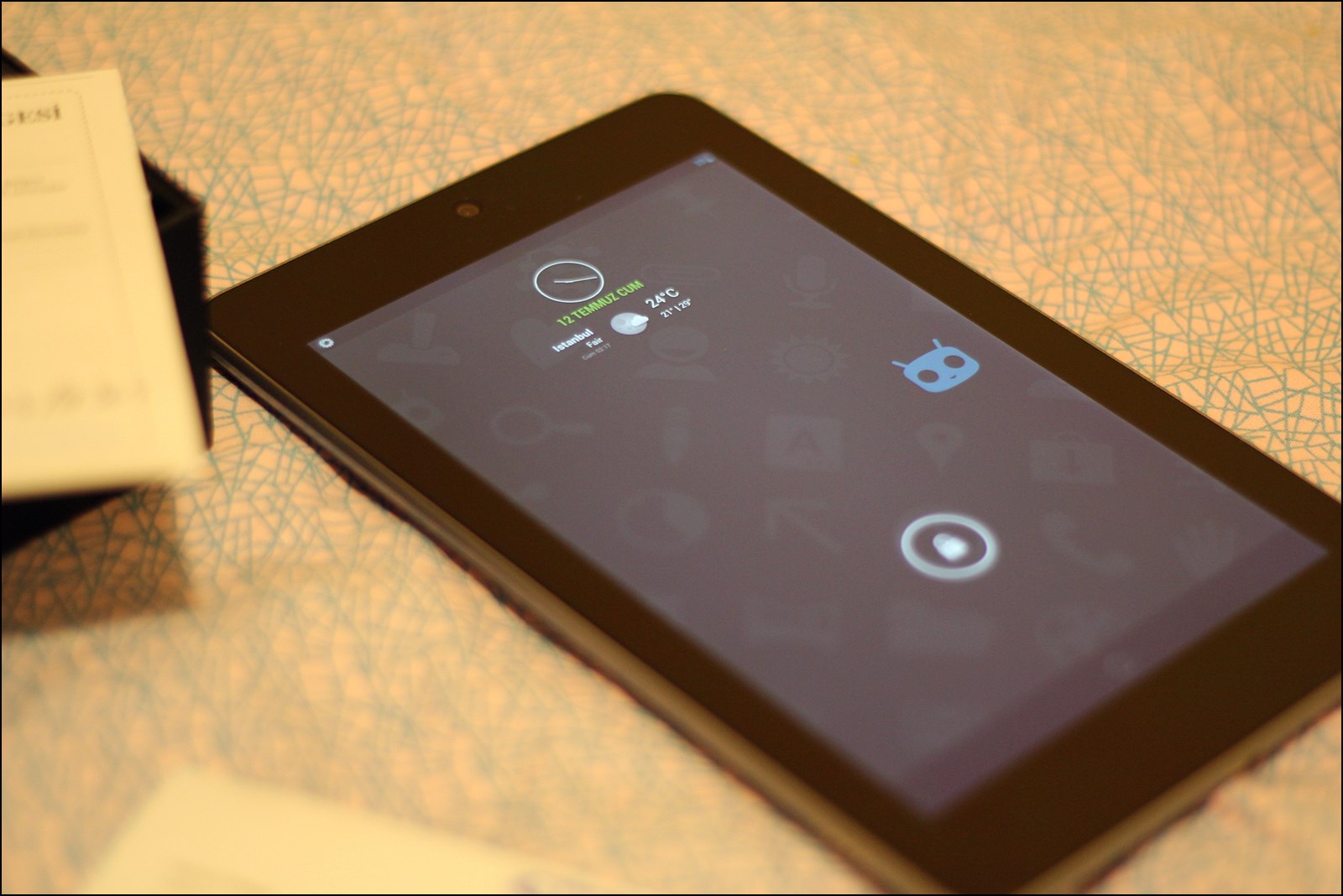  Asus Nexus 7 32gb+kılıf+kalem+sticker sıfır ötesi