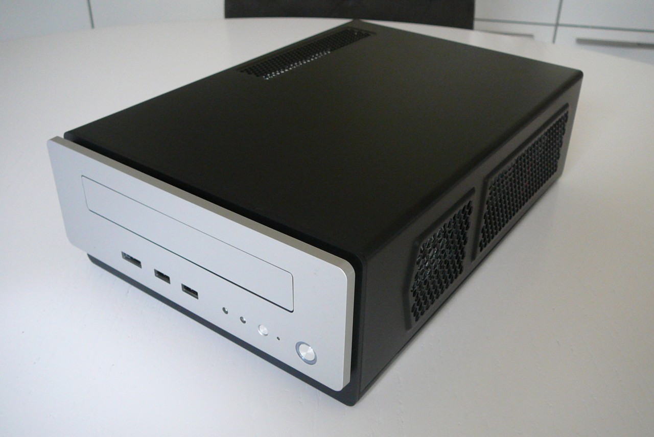  Antec ISK-310-150 Mini ITX Kasa