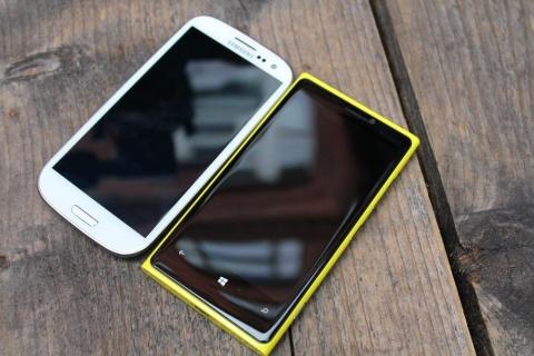 5.2 inçlik bir Lumia modelinin bilgileri internete sızdı