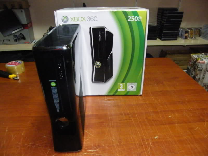  Satılık 250 GB FW'li Xbox 360 Slim