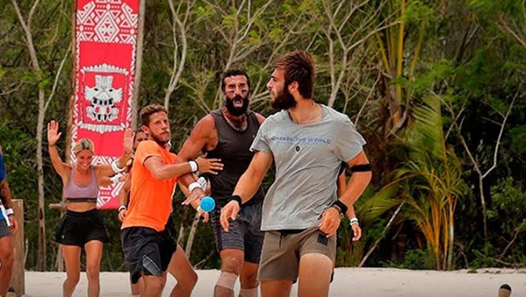 Survivor  2022
