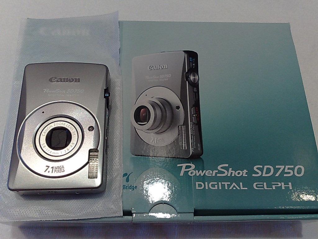  Satılık SIFIR Canon PowerShot SD750 + 2GB (310 YTL)