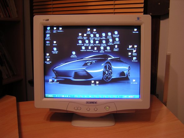 Мониторы 50. Philips 107t60. Philips 107t50. Philips CRT Monitor. Монитор Филипс 107 t5 разбор.