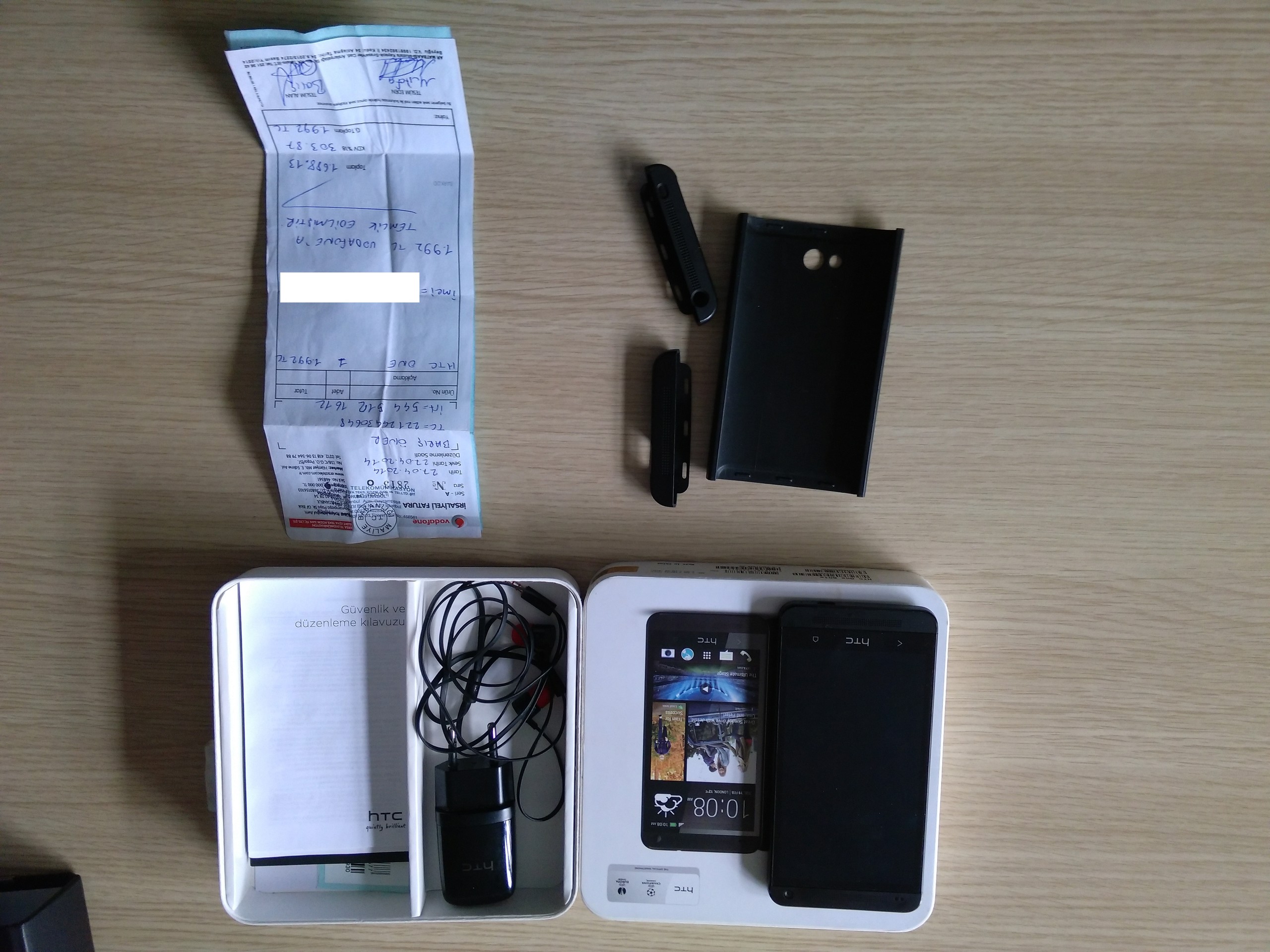  HTC ONE M7 32 GB BLACK TEMİZ SATILDI SİLİNEBİLİR