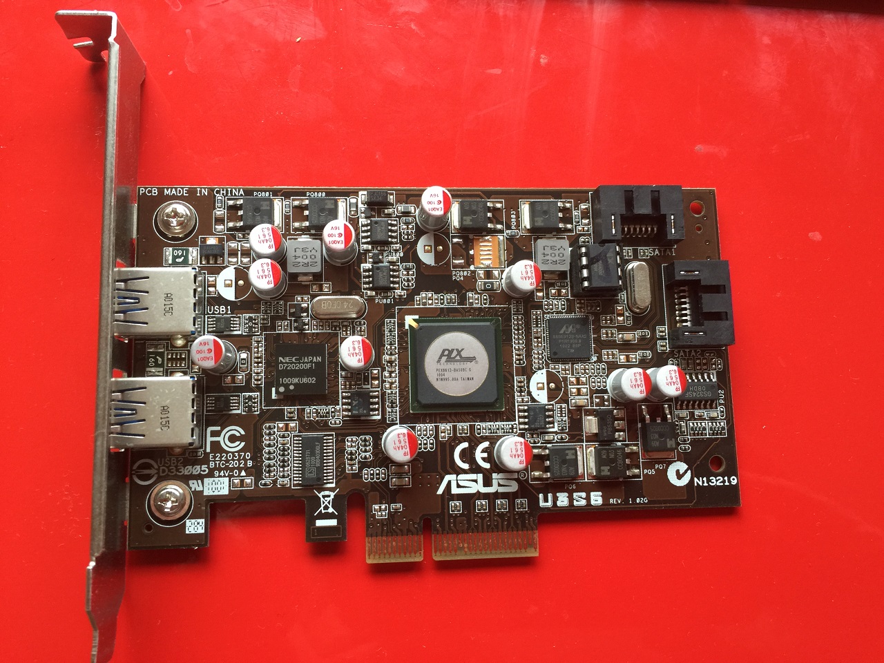  3 ADET SEAGTE 7200RPM  HDD,ASUS U3S6 USB3.0 & SATA3 CARD
