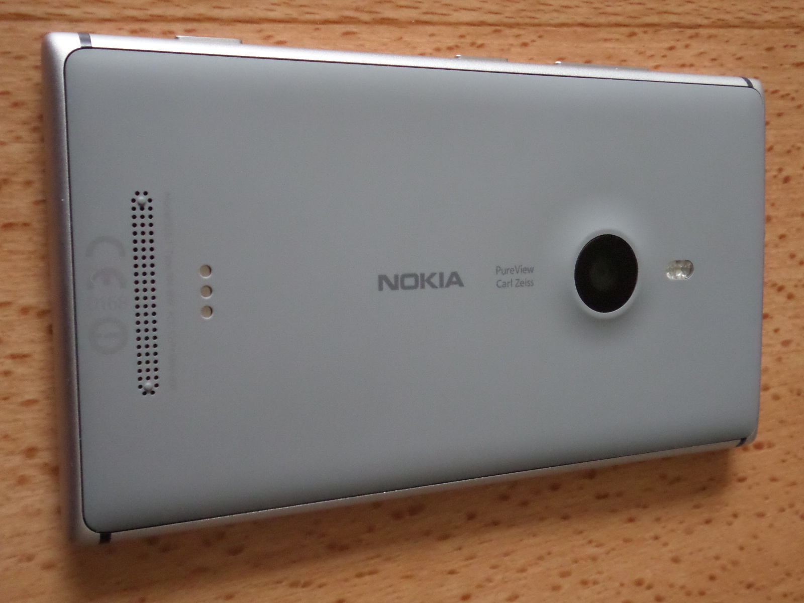  Sıfırdan farksız Lumia 925