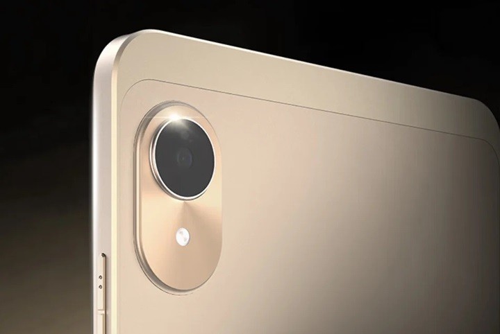 Lenovo Lecoo P900A tanıtıldı: İşte kompakt 4G tabletin özellikleri