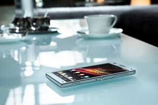  Sony Xperia Z & Xperia ZL { 1.5 GHz QC | 5'1080p HD | 13MP -HDR | 2GB RAM | Adreno 320 GPU- NFC ]
