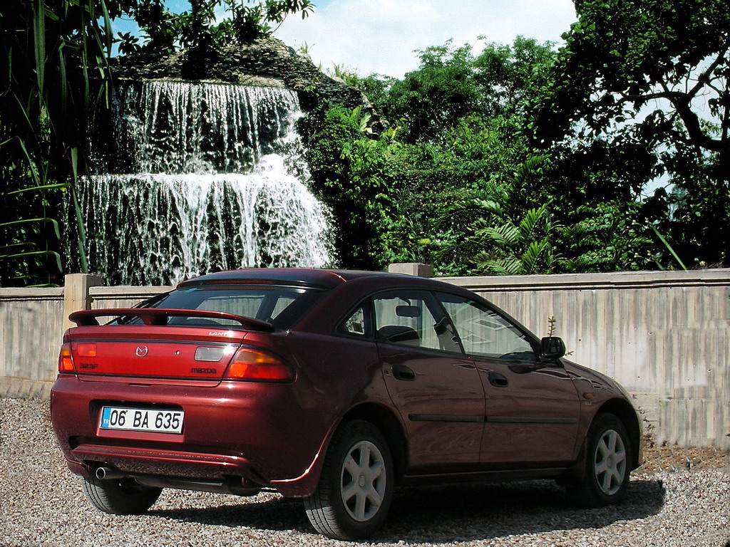  MAZDA 323F LANTİS