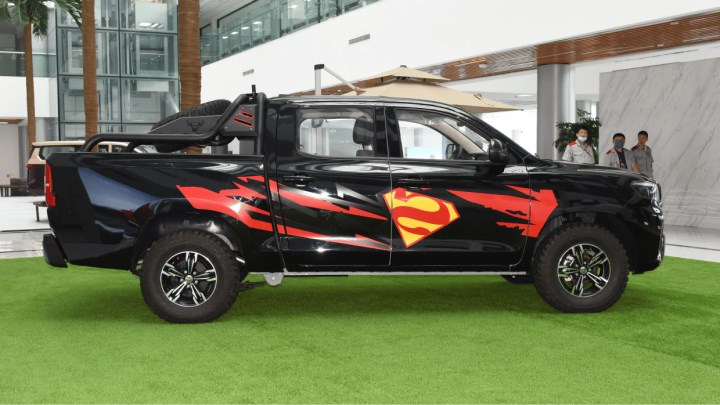 Çin'de 8.270 dolarlık uygun fiyatlı pick-up üretimi başladı: İşte bu fiyata sundukları!