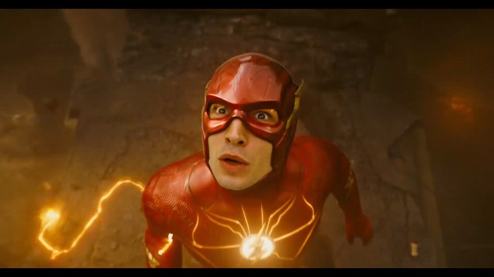 The Flash filminden yeni bir fragman yayınlandı