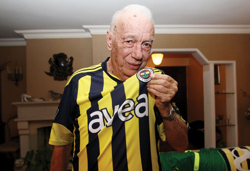  ..::Fenerbahçe Sevdalısı Ünlüler::..