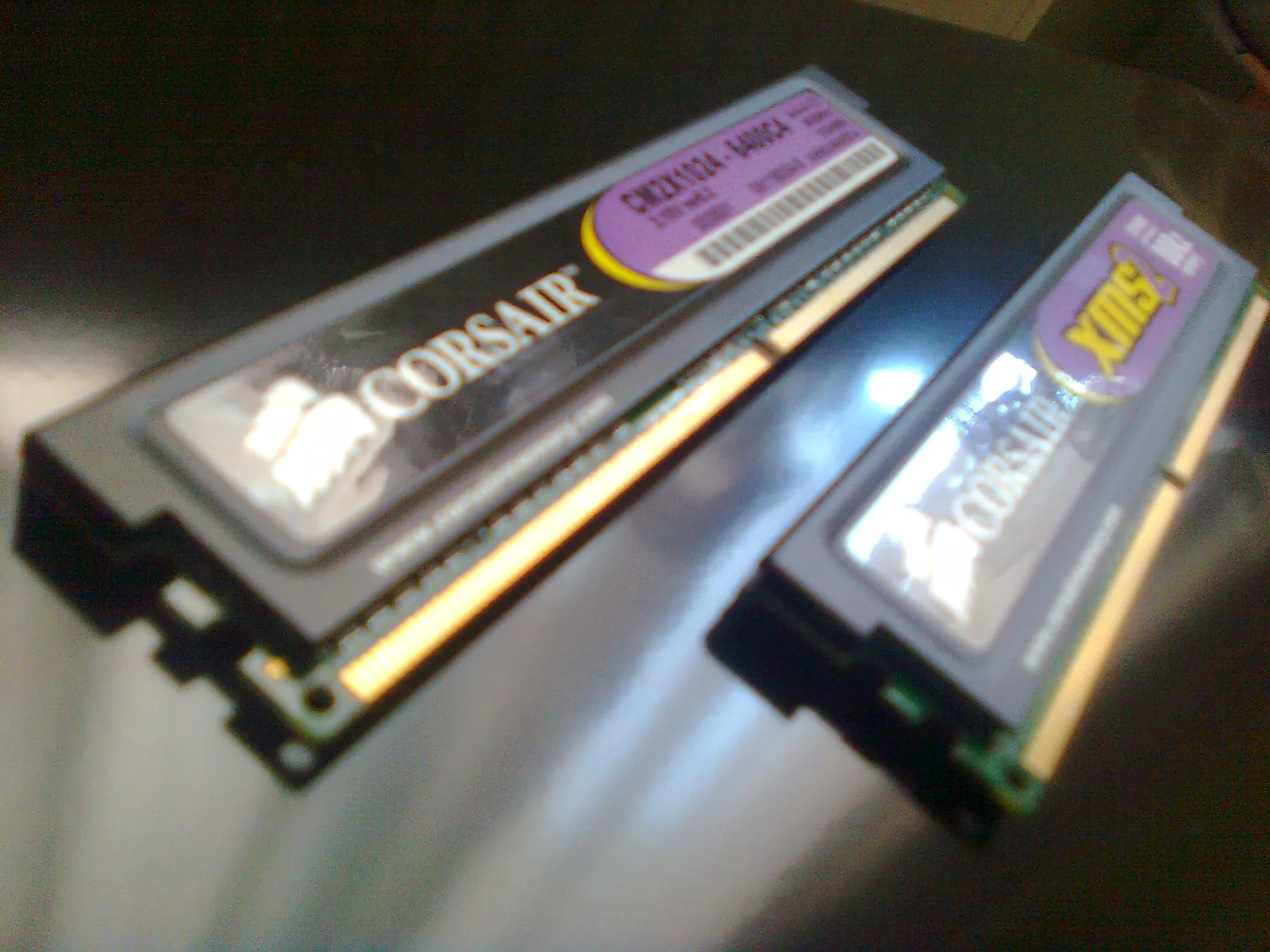  Corsair DDR2 4-4-4-12 800mhz 2x1GB Kit