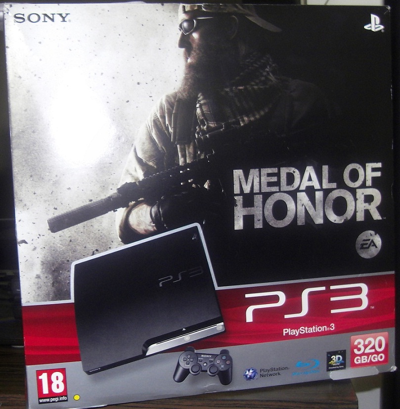  ACİL SATILIK PS3 320 GB SLIM +2 ORJ. GAMEPAD +3 ORJ. OYUN + ORJ. HDMI KABLO 690 TL ANK