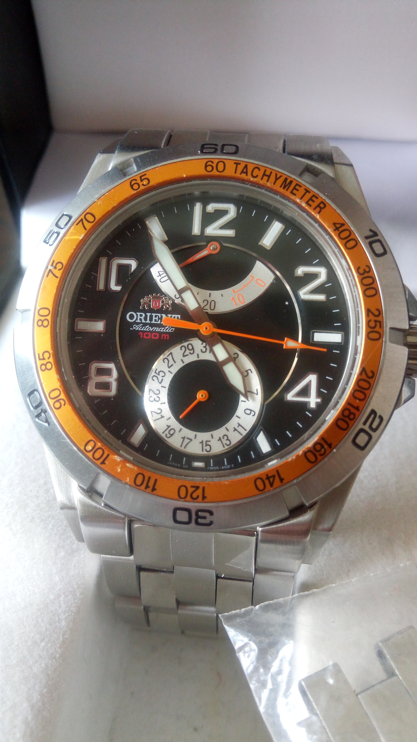 Orient Planet Power Reserve Turuncu Bezel