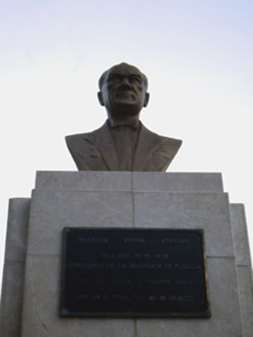  Mustafa Kemal ATATÜRK