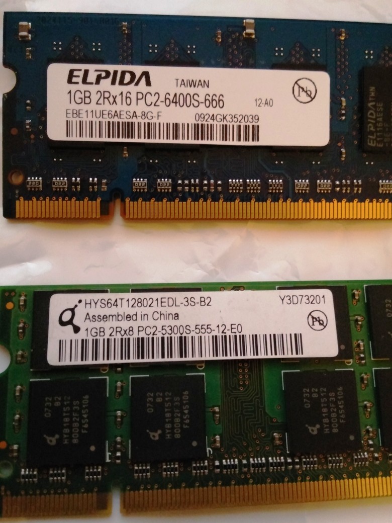 SATILIK 1 ADET 1 GB DDR2 LAPTOP RAM