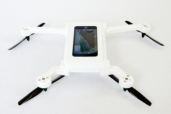 Akıllı telefonları kişisel insansız hava aracı haline getiren proje: PhoneDrone