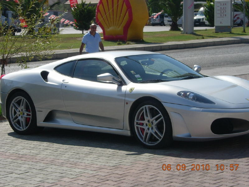  KUŞADASI'NDAN OTOMOBİL MANZARALARI (Ferrari, Amerikancılar, Romen Plakalı BMW X6)