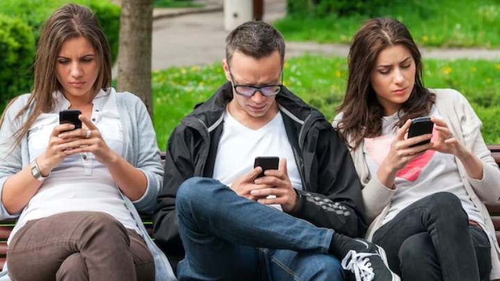 Mobil uygulama kullanımı arttı: Dünya, sosyal medyanın esiri oldu