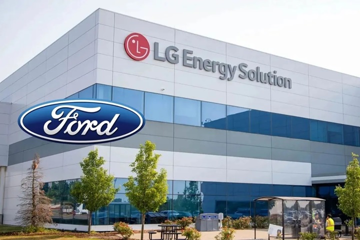 Ford, LG ile imzaladığı 6,5 milyar dolarlık batarya tedarik anlaşmasını iptal etti