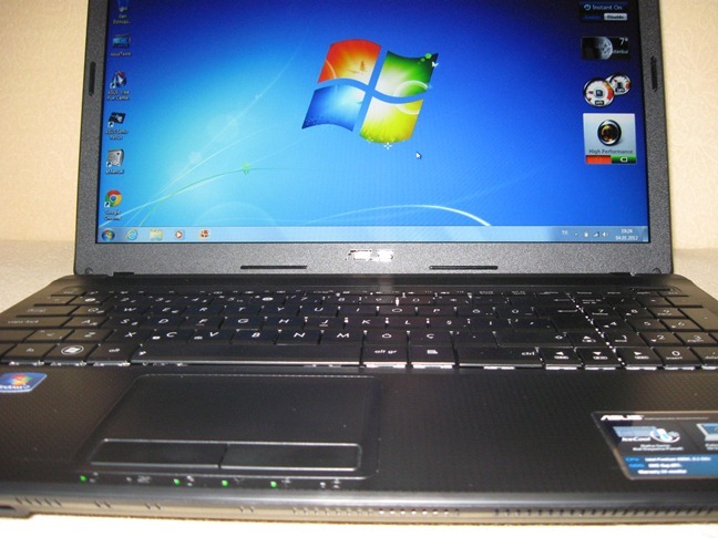  Asus X54HY-SX093R Intel Core Duo B950 İncelemesi