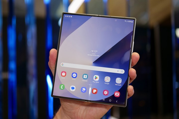 Katlanır telefon tavsiyesi isteyenlere en iyi katlanabilir telefonlar (2025)