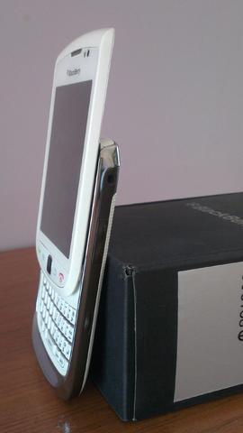  Blackberry 9800 TORCH BEYAZ! Çok Temiz! 375TL