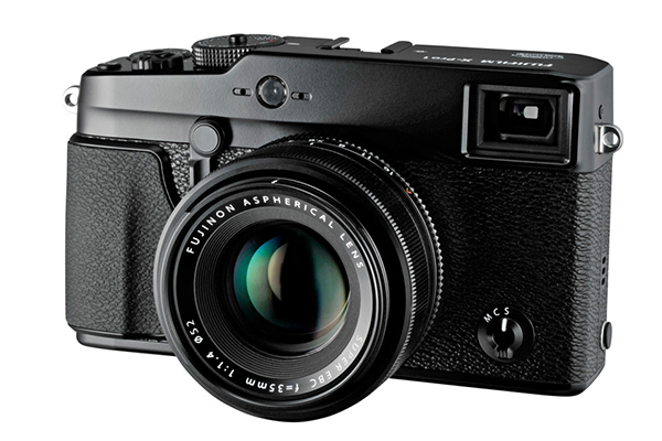 Fujifilm'in, X-Pro 1, X-E1 ve XF 35mm F/1.4 modelleri için yazılım güncellemesi ortaya çıktı
