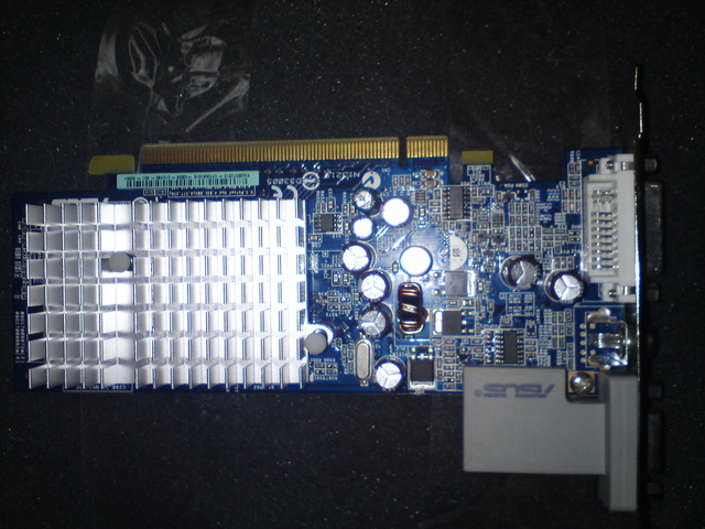  Asus EN6200TC 512/TD/256M/A PCI-EX UCUZ VGA