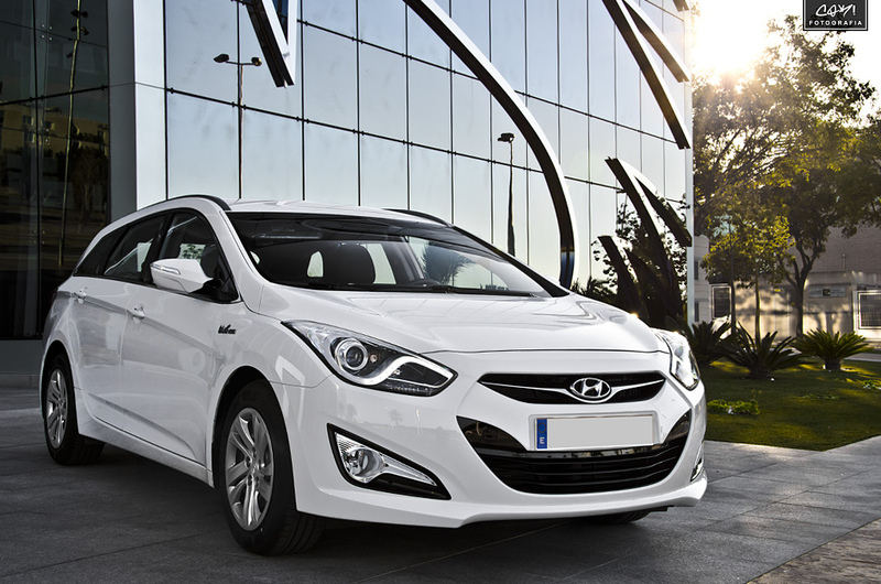  Yeni 2012 Hyundai i40 CW Blue Drive 1.7 CRDi 136 hp Resimli İnceleme