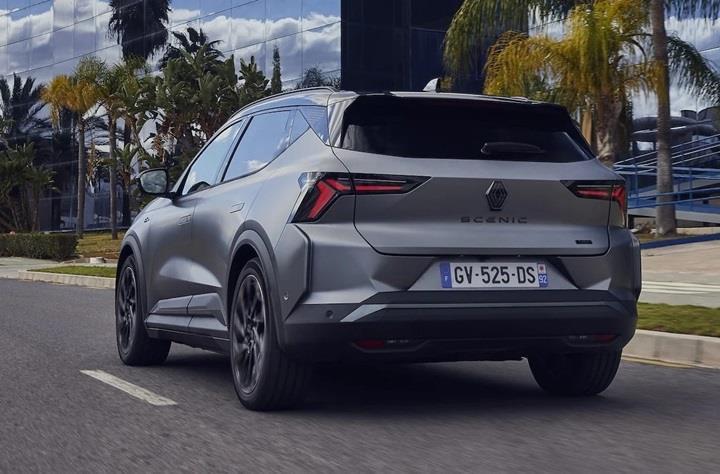Elektrikli Renault Scenic E-Tech Türkiye'de: İşte fiyatı ve özellikleri