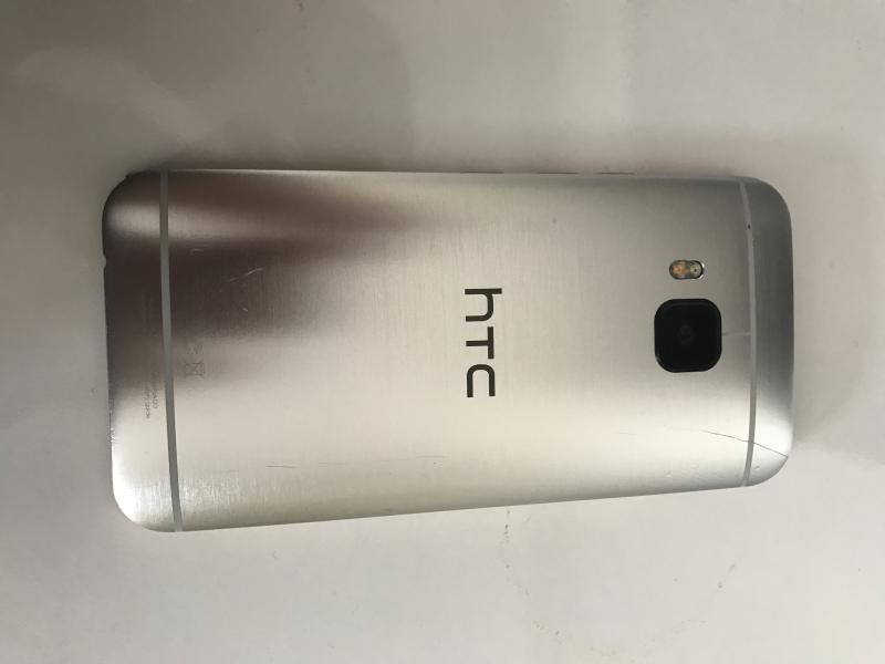  HTC One M9 ***599 TL*** Silver&Gold