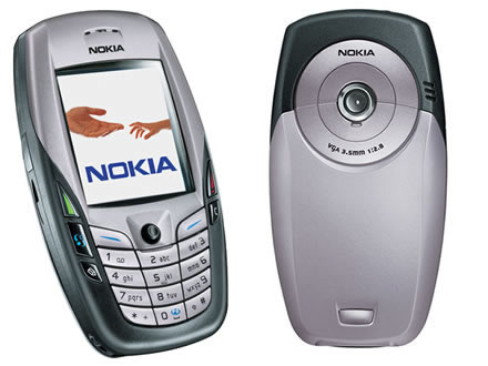 Nokia'nın Symbian ile çalışan son cihazı: Nokia PureView 808