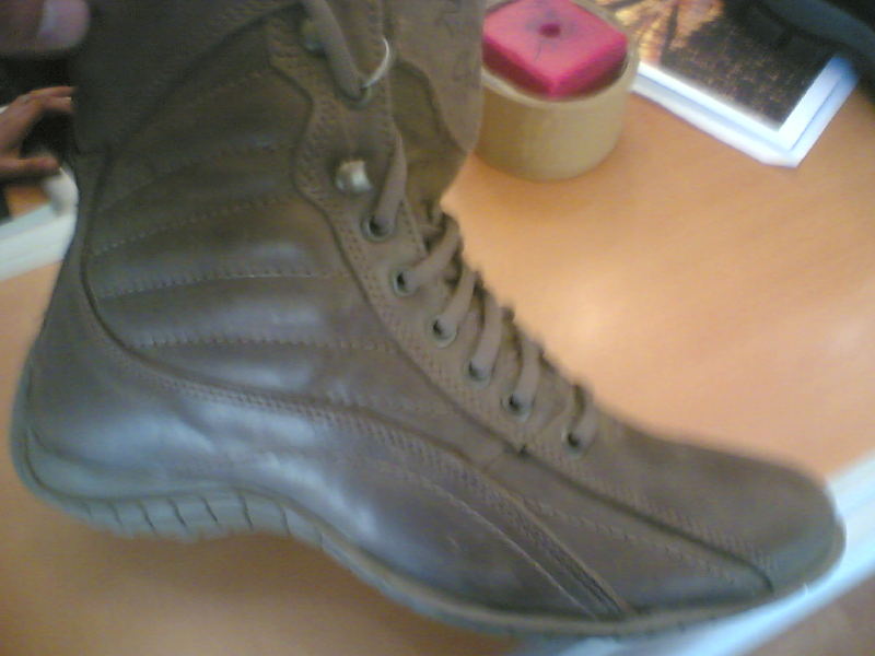 bulldozer, greyder, genesis, converse, ricardo colli