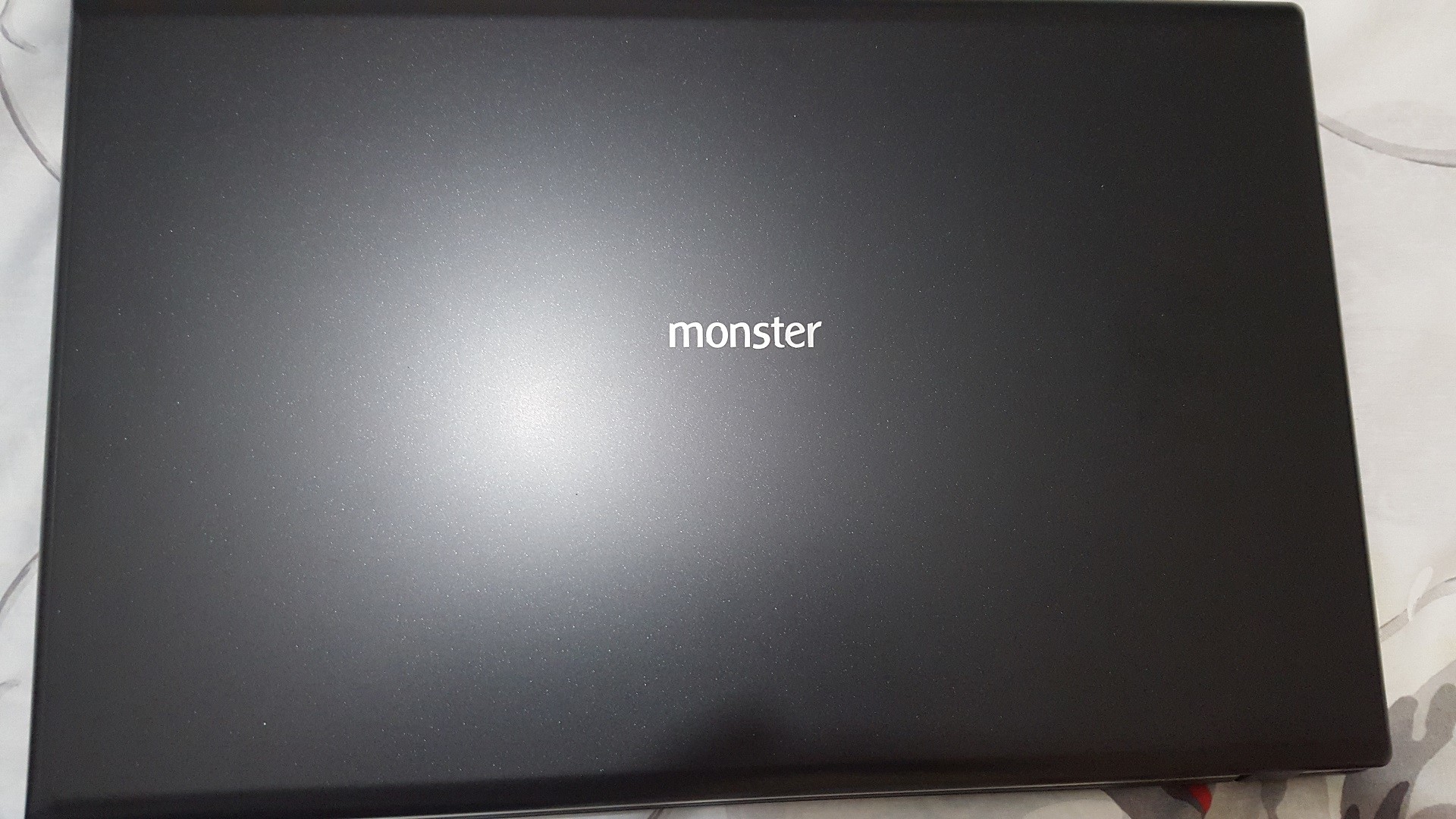 MONSTER  OYUN LAPTOP Q47MS-17571 17.3