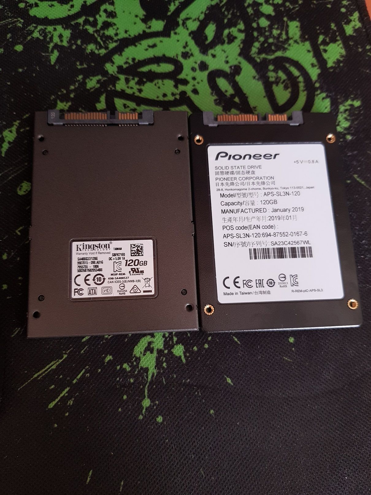 Satılık 8 adet ssd, 2 adet 2.5 inç hdd