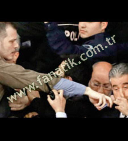  Yumruk yok makas var!
